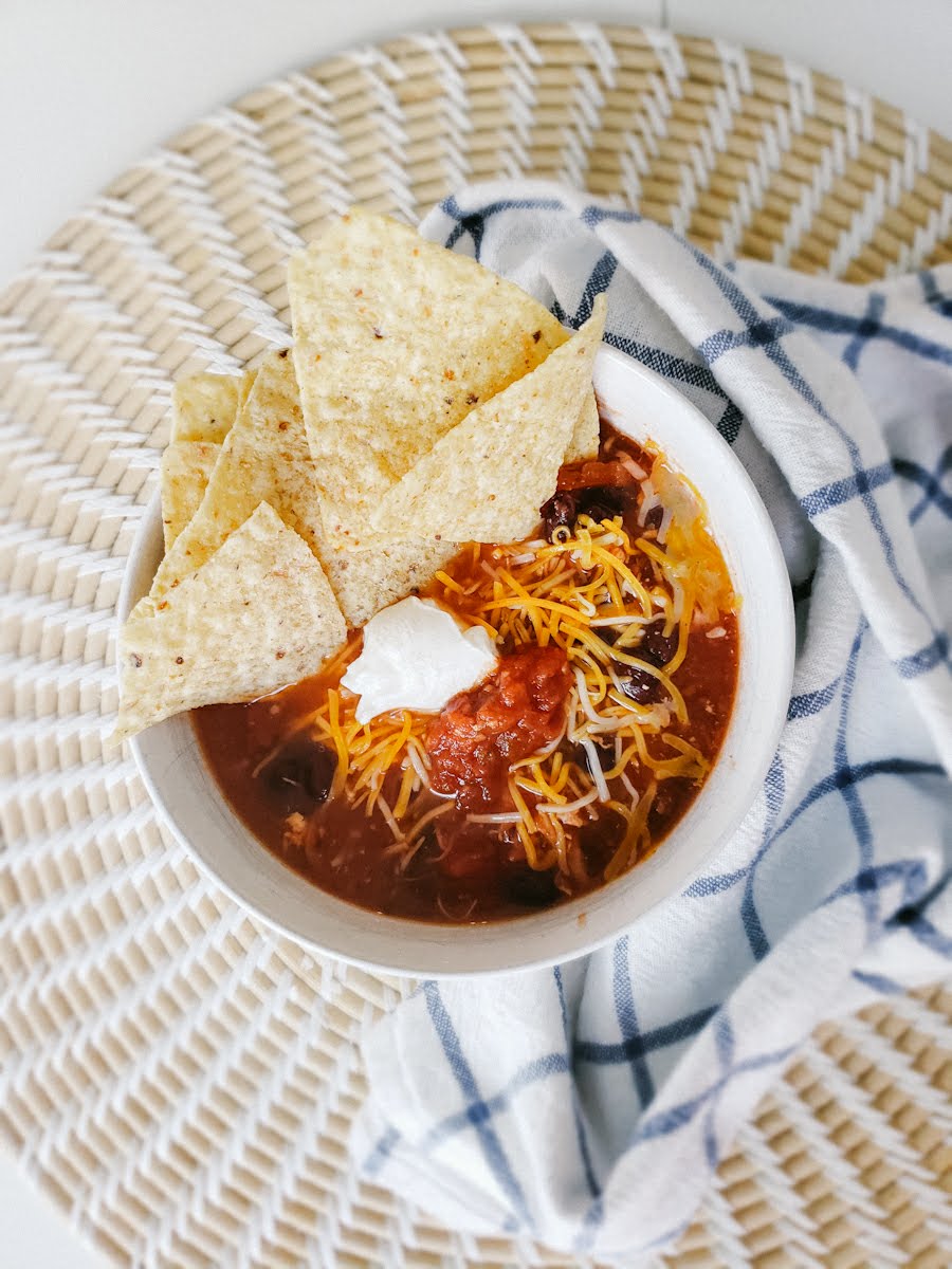 Instant Pot Chicken Tortilla Soup