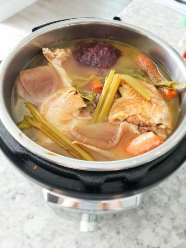 Easy Instant Pot chicken broth
